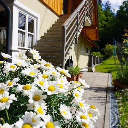 Ferienwohnung Heidi Лейтшах Екстериор снимка